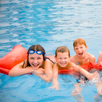 Bài tập Tiếng Anh lớp 8 Chương trình mới Unit 1: Leisure activities