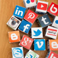 Giải bài tập SGK tiếng Anh lớp 10 Unit 7: The Mass Media