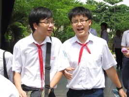Đề thi Violympic môn Toán lớp 8 vòng 3 năm học 2016 - 2017