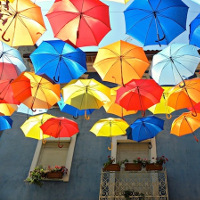 Tiếng anh lớp 3 Chương trình mới Unit 9: What colour is it?