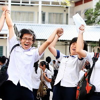 Đề thi học kỳ 1 môn Tiếng Anh lớp 6 trường THCS Mỹ Hưng, Hà Nội năm học 2016 - 2017 có đáp án