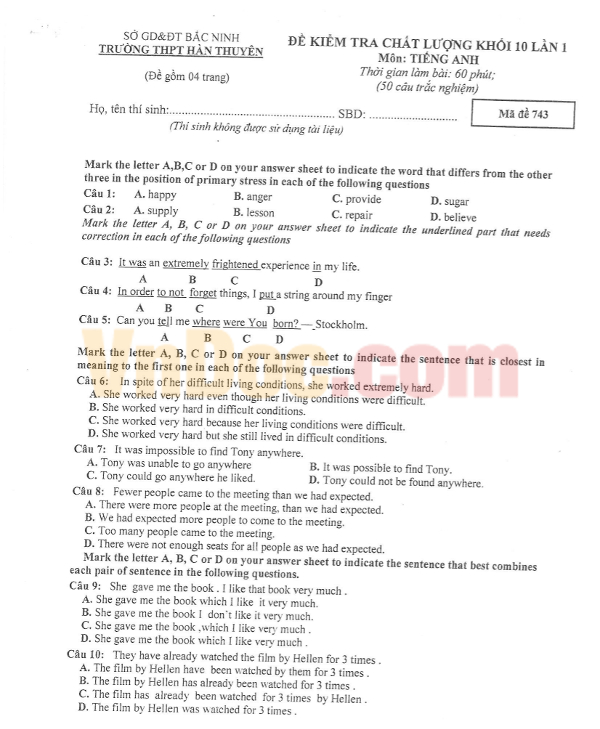 Đề thi học kì 1 môn Tiếng Anh lớp 10