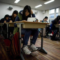 Bộ đề thi và đáp án giữa học kỳ 2 môn Tiếng Anh lớp 7 năm học 2016 - 2017