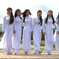 Đề thi học kỳ 1 môn tiếng Anh lớp 11 trường THPT Đoàn Thượng, Hải Dương năm học 2016 - 2017 có đáp án