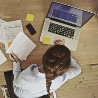 Giải bài tập SGK Tiếng Anh lớp 8 Unit 15 COMPUTERS