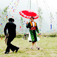 Giải bài tập SGK Tiếng Anh lớp 8 Chương trình mới Unit 5 A CLOSER LOOK 2, COMMUNICATION