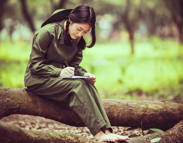 Tóm tắt truyện ngắn Những ngôi sao xa xôi