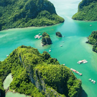 Giải bài tập SBT Tiếng Anh lớp 8 Unit 14 WONDERS OF THE WORLD