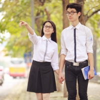 Đề thi thử THPT Quốc gia năm 2017 môn Ngữ văn trường THPT Yên Lạc, Vĩnh Phúc (Lần 1)