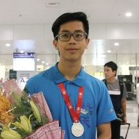 Đề thi thử THPT Quốc gia năm 2017 môn Ngữ văn trường THPT chuyên Đại học Vinh (Lần 3)