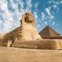 Bài tập tiếng Anh lớp 11 Unit 16 THE WONDERS OF THE WORLD có đáp án (1)