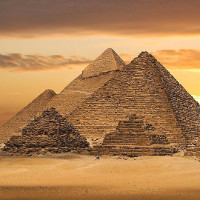 Bài tập tiếng Anh lớp 11 Unit 16 THE WONDERS OF THE WORLD có đáp án