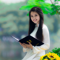 Bộ đề thi học kỳ 2 môn Tiếng Anh lớp 11 trường THPT Đinh Tiên Hoàng, Hà Nội năm học 2016 - 2017 có đáp án