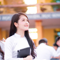 Đề thi thử THPT Quốc gia năm 2017 môn Tiếng Anh trường Đại học Ngoại Thương, Hà Nội có đáp án + giải thích chi tiết (Lần 5)