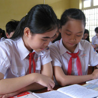 Đề thi thử vào lớp 10 môn tiếng Anh năm học 2017 - 2018 - Đề 12