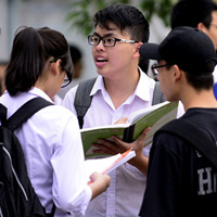 Đề thi tuyển sinh vào lớp 10 môn Ngữ văn trường THPT Chuyên Nguyễn Tất Thành, Kon Tum năm học 2017 - 2018