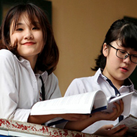 Đề thi tuyển sinh vào lớp 10 THPT môn Toán trường PT DTNT, Hòa Bình năm học 2017 - 2018