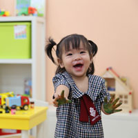 Giáo án lớp mầm (3 - 4 tuổi): Đếm đến 4 - Nhận biết số 4