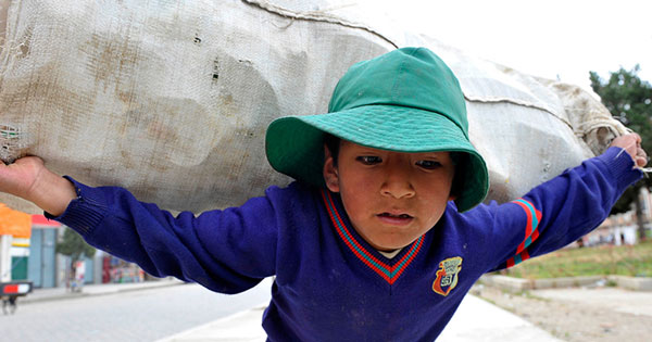 Quy định sử dụng lao động dưới 16 tuổi làm việc nặng