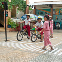 Giáo án An toàn giao thông lớp 5 - Bài 5: Thực hiện văn hóa giao thông