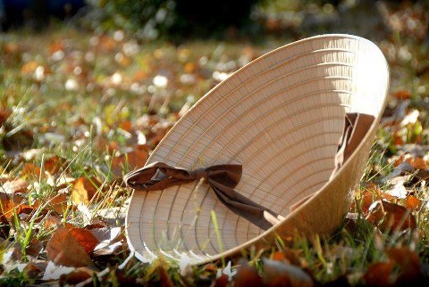 dàn ý thuyết minh chiếc nón lá