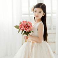 Văn mẫu lớp 4: Kể lại một kỉ niệm vui đầu năm học của em