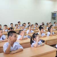 Giải bài tập SGK Khoa học 4 bài 20: Nước có những tính chất gì?