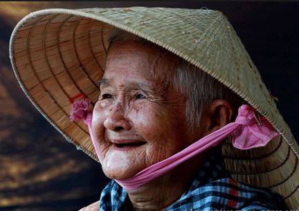 Lập dàn ý Cảm nghĩ về người bà