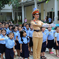 Đề trắc nghiệm an toàn giao thông cho học sinh tiểu học