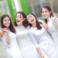 Giải bài tập SBT Lịch sử lớp 10 bài 26: Tình hình xã hội ở nửa đầu thế kỉ XIX và phong trào đấu tranh của nhân dân