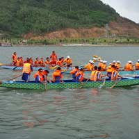 Hãy giới thiệu một trò chơi hoặc một lễ hội ở quê em