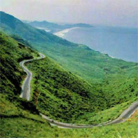 Tiểu sử cuộc đời và sự nghiệp sáng tác của Bà Huyện Thanh Quan