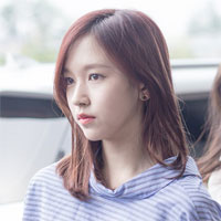 Tiểu sử cuộc đời và sự nghiệp sáng tác của nhà thơ Việt Phương