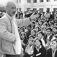 Tư tưởng Hồ Chí Minh về phong cách công tác của cán bộ