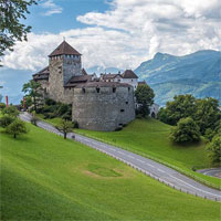 Tiểu sử cuộc đời và sự nghiệp sáng tác của nhà thơ Langston Hughes