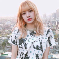 Giáo án Tiếng Anh lớp 11: First term test & correction