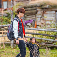 Giáo án môn Trải nghiệm sáng tạo lớp 4 chủ đề 2: Đôi bàn tay yêu thương - Tiết 1