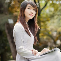 Lập dàn ý Từ bài thơ Mưa của Trần Đăng Khoa, em hãy viết bài văn miêu tả lại trận mưa theo quan sát và tưởng tượng của em