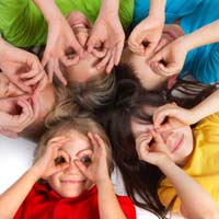 Tập đọc lớp 2: Chiếc rễ đa tròn