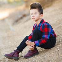 Giáo án Mĩ thuật Đan Mạch lớp 4 bài 9: Sáng tạo họa tiết, tạo dáng và trang trí đồ vật - Tiết 2