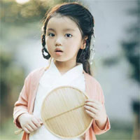 Giáo án Toán lớp 4 bài 42: Vẽ hai đường thẳng vuông góc