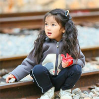 Giáo án Toán lớp 4 bài 77: Thương có chữ số 0