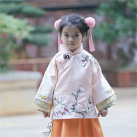 Giáo án Toán lớp 4 bài 104: Quy đồng mẫu số các phân số