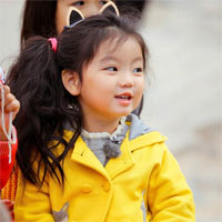 Giáo án Toán lớp 4 bài 107: So sánh hai phân số cùng mẫu số