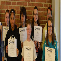 Đề thi học kì 2 lớp 7 môn Tiếng Anh số 1