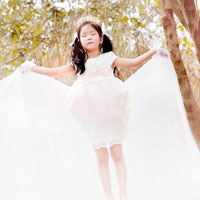 Giải bài tập SGK môn Tự nhiên xã hội 3 bài 46: Khả năng kì diệu của lá cây