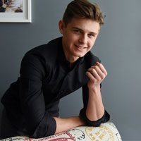 Đề thi học kì 2 lớp 8 môn Tiếng Anh số 2