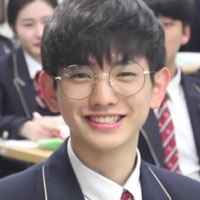 Đề thi môn Tiếng Anh lớp 10 học kì 2 số 1