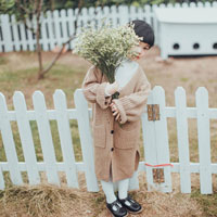 Giải bài tập SGK môn Tự nhiên xã hội 3 bài 59: Trái Đất. Quả địa cầu