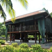 Tập đọc lớp 2: Bảo vệ như thế là rất tốt